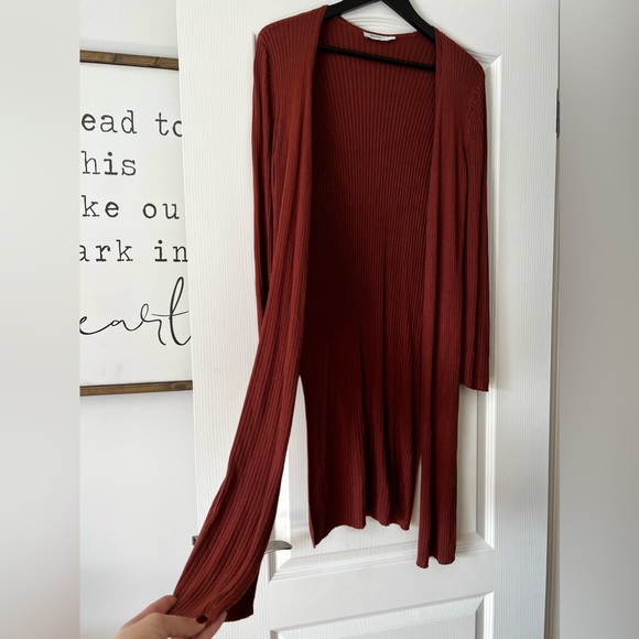 Cardigan - Picture 2 of 3